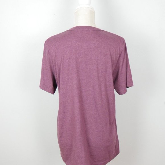 Canvas Boutique I Run on Coffee and Christmas Spirit Maroon Graphic Tee Large L - Picture 2 of 9